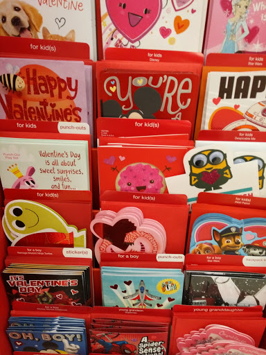 Grocery Store «Meijer», reviews and photos, 13000 Middlebelt Rd, Livonia, MI 48150, USA