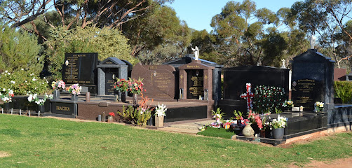 Murray Pines Cemetery