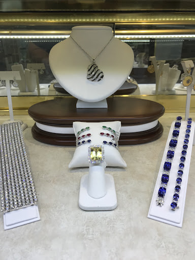 Pawn Shop «Cappello & Co Loans - Jewelry & Pawn Shop», reviews and photos, 12941 Park Blvd N, Seminole, FL 33776, USA