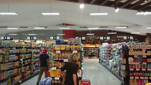 Supermercado La Colonia Monseñor Lezcano