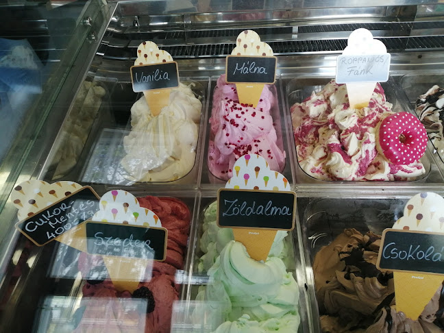 Budapest, Hősök fasora 43, 1163