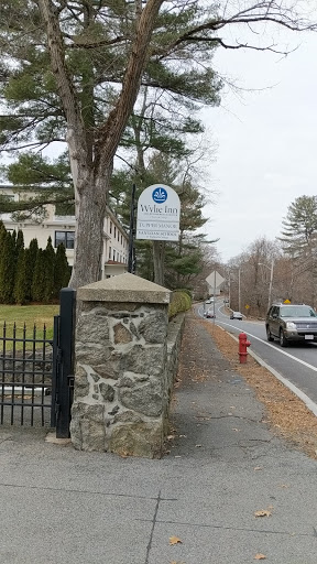 Hotel «Wylie Inn and Conference Center», reviews and photos, 295 Hale St, Beverly, MA 01915, USA