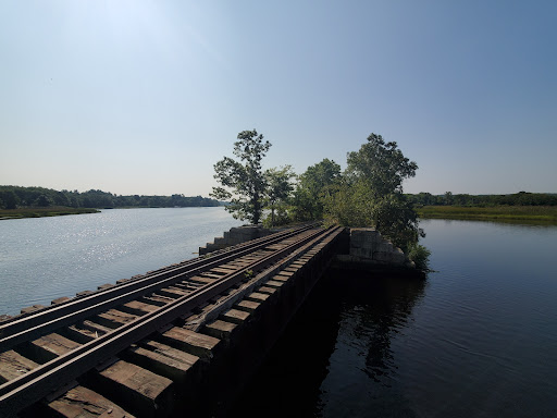 Park «Sweets Knoll State Park», reviews and photos, 1387 Somerset Ave, Dighton, MA 02715, USA