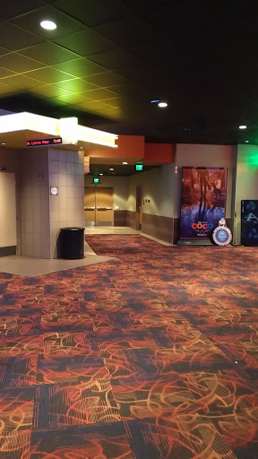 Movie Theater «Regal Cinemas Issaquah Highlands 12 IMAX & RPX», reviews and photos, 940 NE Park Dr, Issaquah, WA 98029, USA