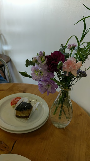 Pastry Shop «Au Peche Mignon», reviews and photos, 1415 Timberlane Rd, Tallahassee, FL 32312, USA