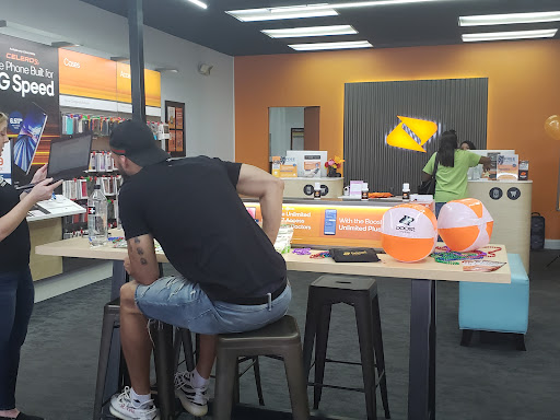 Boost Mobile Store by Alpha Wireless, 177 Semoran Blvd, Casselberry, FL 32730, USA, 