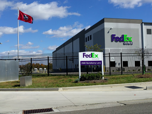 Shipping and Mailing Service «FedEx Ship Center», reviews and photos, 10601 Murdock Dr, Knoxville, TN 37932, USA