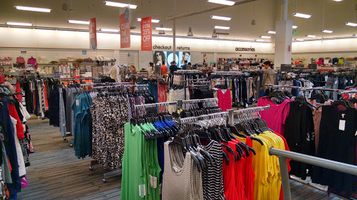 Department Store «Nordstrom Rack Tempe Marketplace», reviews and photos, 1900 E Rio Salado Pkwy, Tempe, AZ 85281, USA