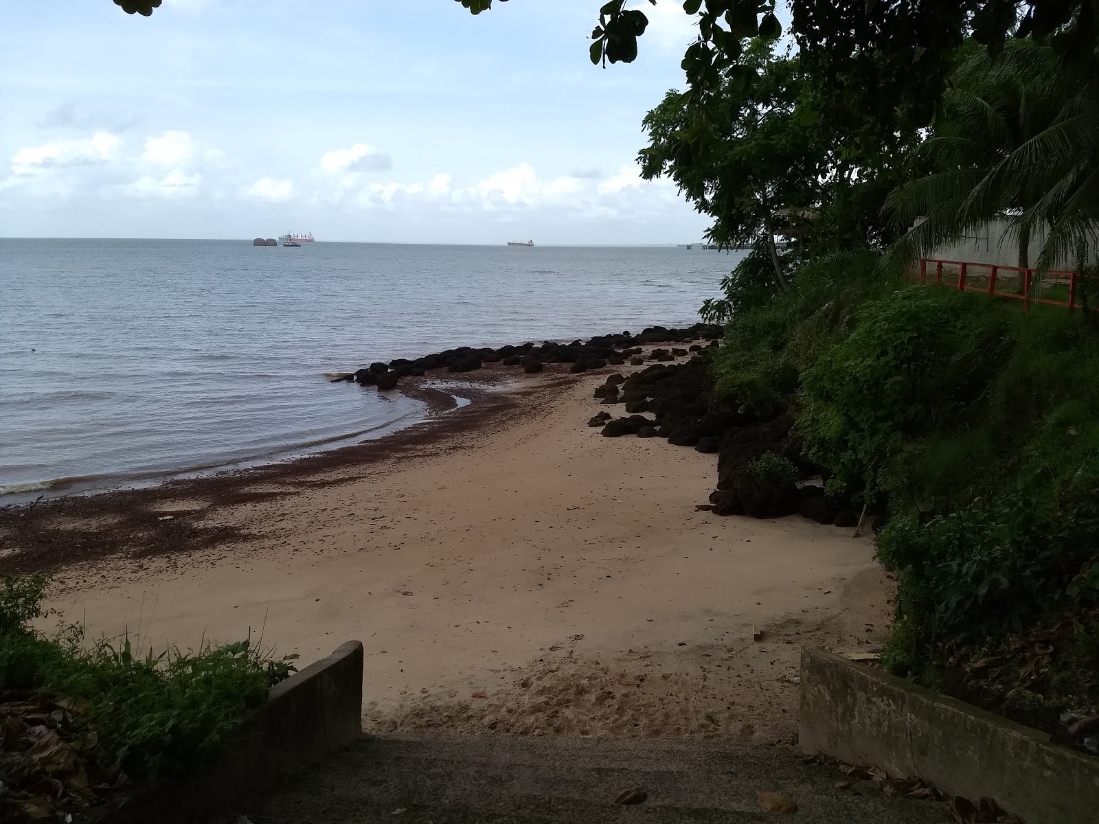 Valokuva Praia de Itupanema - Barcarenaista. puhtaustasolla korkea