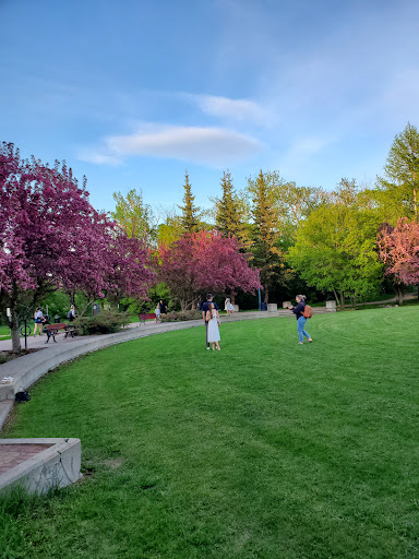 George F Hustler Memorial Plaza