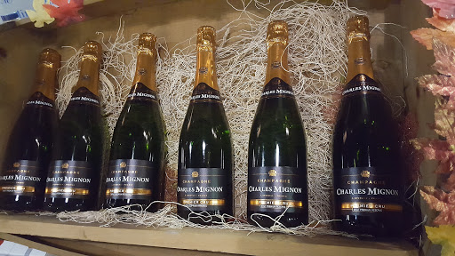 Liquor Store «Goody Goody Liquor», reviews and photos, 6393 Camp Bowie Blvd, Fort Worth, TX 76116, USA