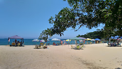 Photo de Felix Plage protégé par des falaises