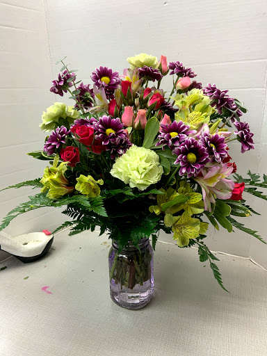 Florist «Agape Florist», reviews and photos, 261 Ridge McIntire Rd, Charlottesville, VA 22903, USA