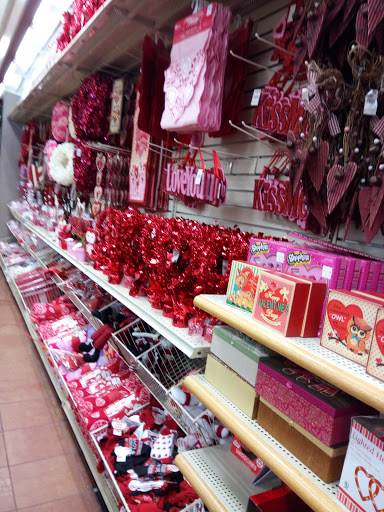 Home Goods Store «Christmas Tree Shops», reviews and photos, 41 Gusabel Ave, Nashua, NH 03063, USA