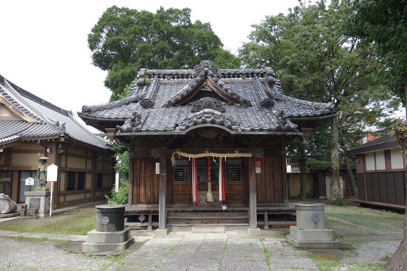 六月八幡神社