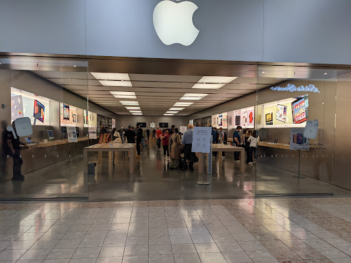 Shopping Mall «Westfield Southcenter», reviews and photos, 2800 Southcenter Mall, Seattle, WA 98188, USA