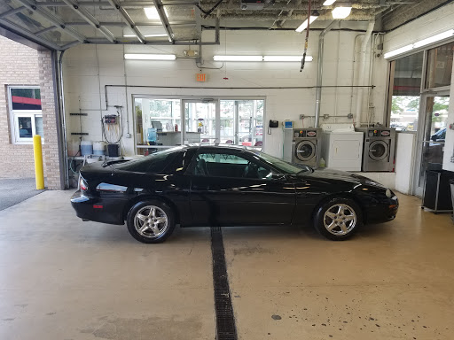 Car Detailing Service «Route 38 Auto Wash & Detail», reviews and photos, 200 W Roosevelt Rd, Lombard, IL 60148, USA