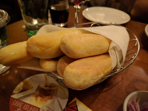 Shopping Mall «Southpoint Shopping Center», reviews and photos, E Palatine Rd & Rand, Arlington Heights, IL 60004, USA