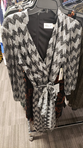 Department Store «Nordstrom Rack 12th Street», reviews and photos, 555 12th St NW c120, Washington, DC 20004, USA