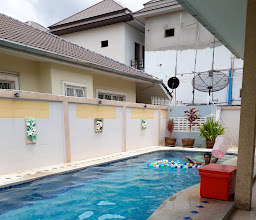 Blue Sky Pool Resort photo
