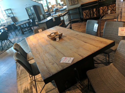 Furniture Store «Living Spaces - Van Nuys», reviews and photos, 14400 Arminta St, Panorama City, CA 91402, USA