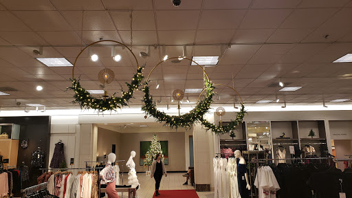 Shopping Mall «The Shops at Mission Viejo», reviews and photos, 555 The Shops at Mission Viejo, Mission Viejo, CA 92691, USA