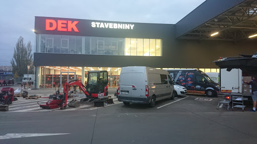 Stavebniny DEK