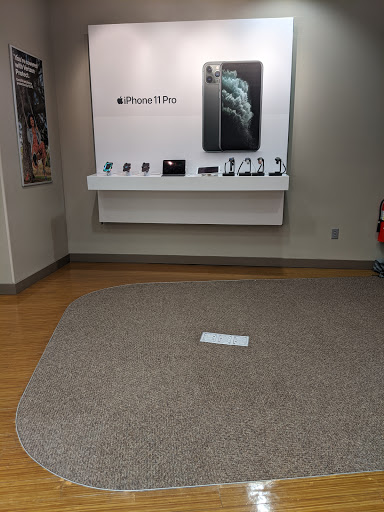 Cell Phone Store «Verizon», reviews and photos, 292 Frantz Rd #101, Stroudsburg, PA 18360, USA