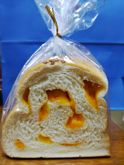 純正食パン工房HARE\PAN八戸店