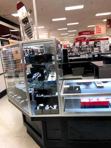 Department Store «T.J. Maxx», reviews and photos, 99 Gateway Dr, Mechanicsburg, PA 17055, USA