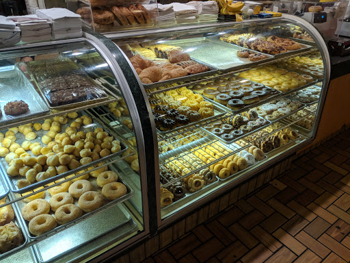 Donut Shop «Happy Donuts», reviews and photos, 3801 24th St, San Francisco, CA 94114, USA