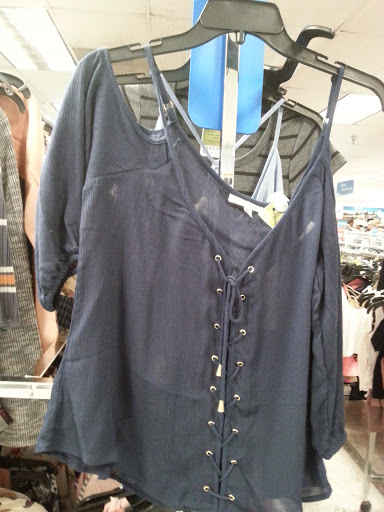 Clothing Store «Ross Dress for Less», reviews and photos, 100 S Biscayne Blvd, Miami, FL 33131, USA