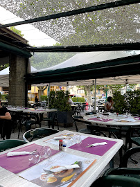 Atmosphère du Restaurant Café du Commerce à Annot - n°1