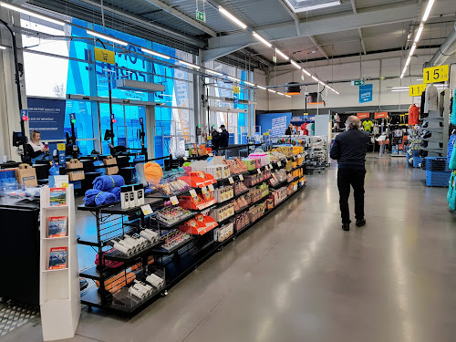 Magasin d'articles de sports Decathlon Longwy Mont Saint Martin Mont-Saint-Martin