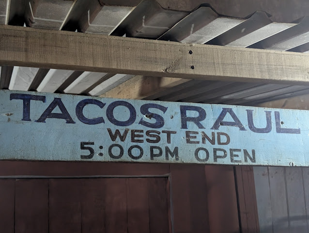 Tacos Raul by null