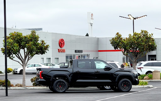 Used Car Dealer «Stevens Creek Toyota Certified Used Cars», reviews and photos, 380 Kiely Blvd, San Jose, CA 95129, USA