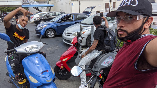 Scooter Rental Service «Hot Scooter Rental & Bicycles», reviews and photos, 2910 E Sunrise Blvd, Fort Lauderdale, FL 33304, USA