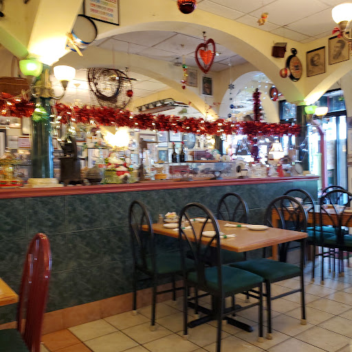 Shopping Mall «Beards Hill Plaza Shopping Center», reviews and photos, 949 Beards Hill Rd, Aberdeen, MD 21001, USA