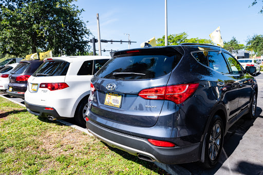 Car Dealer «High Q Auto», reviews and photos, 747 N State Rd 7, Plantation, FL 33317, USA