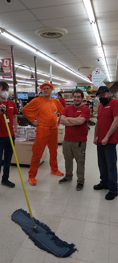 Grocery Store «E W James & Sons Supermarkets», reviews and photos, 1301 W Wood St, Paris, TN 38242, USA