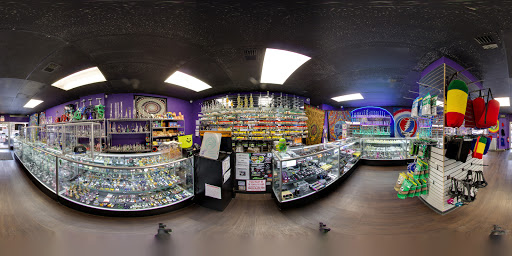 Tobacco Shop «All in One Smoke Shop», reviews and photos, 1053 W Granville Ave, Chicago, IL 60660, USA