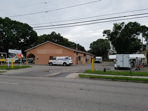 A Plus Car Wash and Detailing - Columbus en Tampa