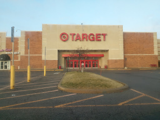 Department Store «Target», reviews and photos, 240 Market Dr, Elyria, OH 44035, USA