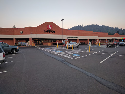 Grocery Store «Safeway», reviews and photos, 12032 SE Sunnyside Rd, Clackamas, OR 97015, USA
