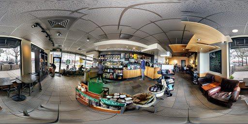 Shopping Mall «Riverpoint Center», reviews and photos, 1730 W Fullerton Ave, Chicago, IL 60614, USA