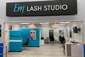 Em Lash Studio (Threading-Waxing-Lashes) image