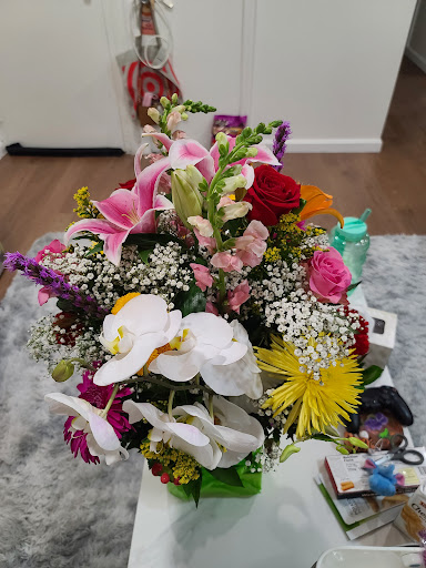 Florist «Ultima Florals», reviews and photos, 81-02 37th Ave, Jackson Heights, NY 11372, USA