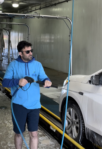 Car Wash «Country Club Car Wash», reviews and photos, 1700 Ford Ln, St Charles, MO 63303, USA