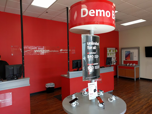 Shopping Mall «City Place Shopping Center», reviews and photos, 151 E 5th St, Long Beach, CA 90802, USA