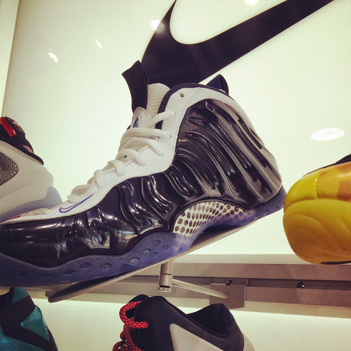 Shopping Mall «Roosevelt Mall», reviews and photos, 2339 Cottman Ave #1, Philadelphia, PA 19149, USA